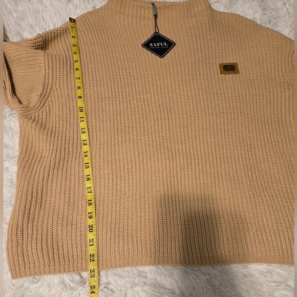 NWT ZAFUL Women's Oversized Crew Neck Lantern Sleeve Sweater One Size Light Brow - Picture 3 of 8